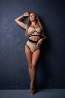 CHANTALLE-TOP UND DREAM-NUDE-SHORTS-SET