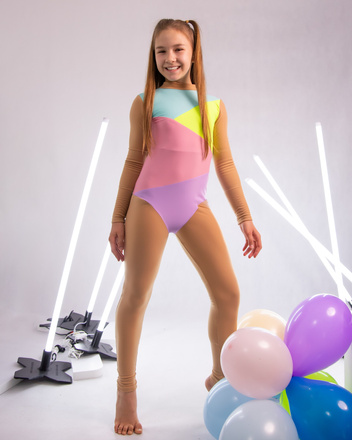 KOMBINEZON DZIECIĘCY AERIAL CANDY MIETOWO-KOLOROWY, ZE WZMOCNIENIEM W PASIE I POD KOLANAMI