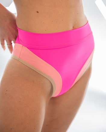 ALISS SHORTS NEON PINK WITH CORAL INSERT