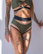 DREAM SHORTS OLIV MIT SCHWARZEM FINISH