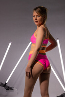 TOP WHISPER NEON PINK MIT ORANGE FINISH