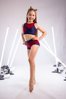 SZORTY LOOPIE BORDOWE Z GRANATOWYM NA POLE DANCE