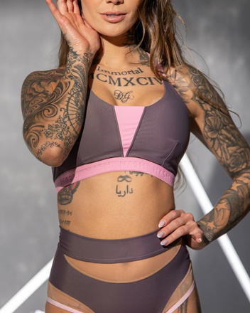 TOP KIM STALOWY Z WYKOŃCZENIEM BABY PINK