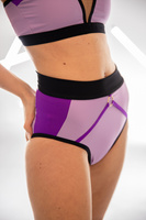 SET - TOP HONEY UND SHORTS CHANTALLE LILA  MIT SCHWARZEM FINISH