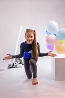 KOMBINEZON DZIECIĘCY AERIAL CANDY GRANATOWY Z NIEBIESKIMI WSTAWKAMI ZE WZMOCNIENIEM W PASIE I POD KOLANAMI